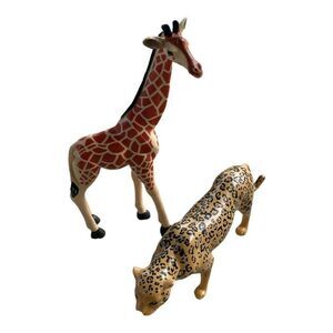 Terra By Battat Giraffe and Cheetah Figure Toy Figurine Animal Realistic